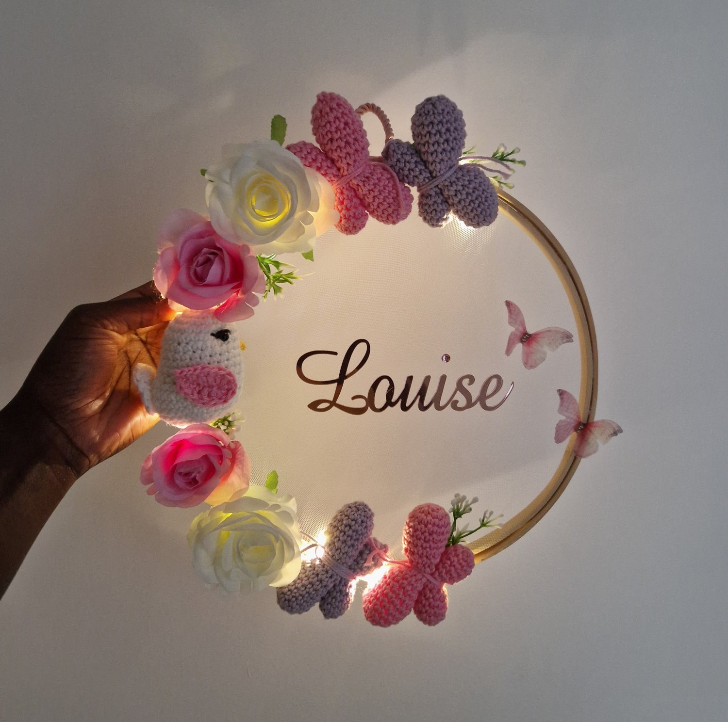 LOUISE - COURONNE PERSONNALISÉ CROCHET CHAMBRE BÉBÉ - OURS