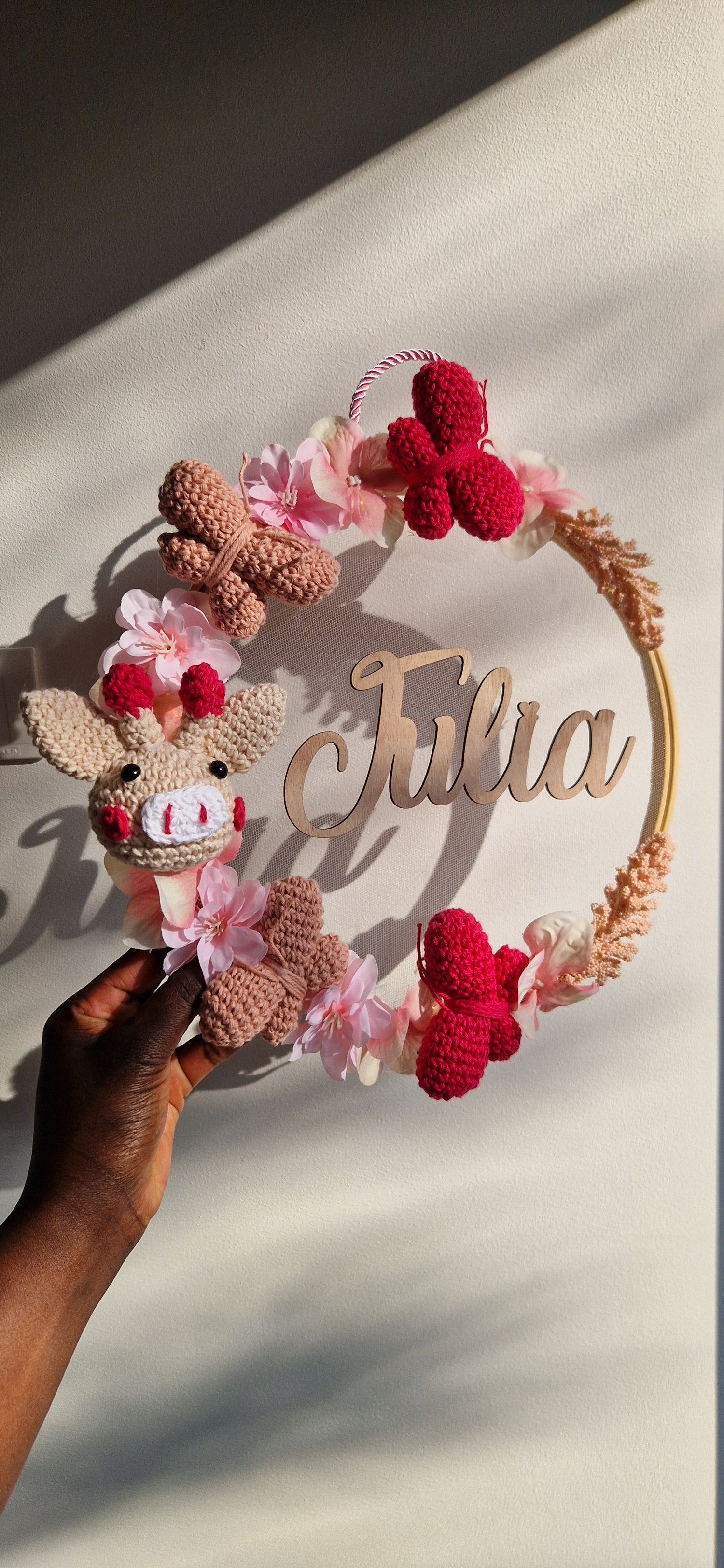 TALYA - COURONNE PERSONNALISÉ CROCHET CHAMBRE BÉBÉ - GIRAFE 