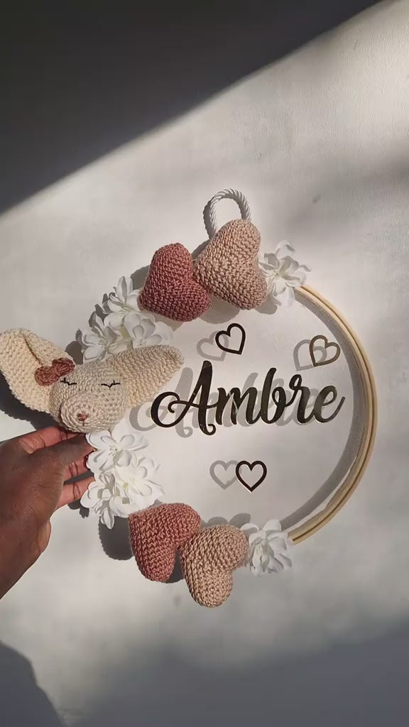 AMBRE - COURONNE PERSONNALISÉ CROCHET CHAMBRE BÉBÉ- FENNEC 